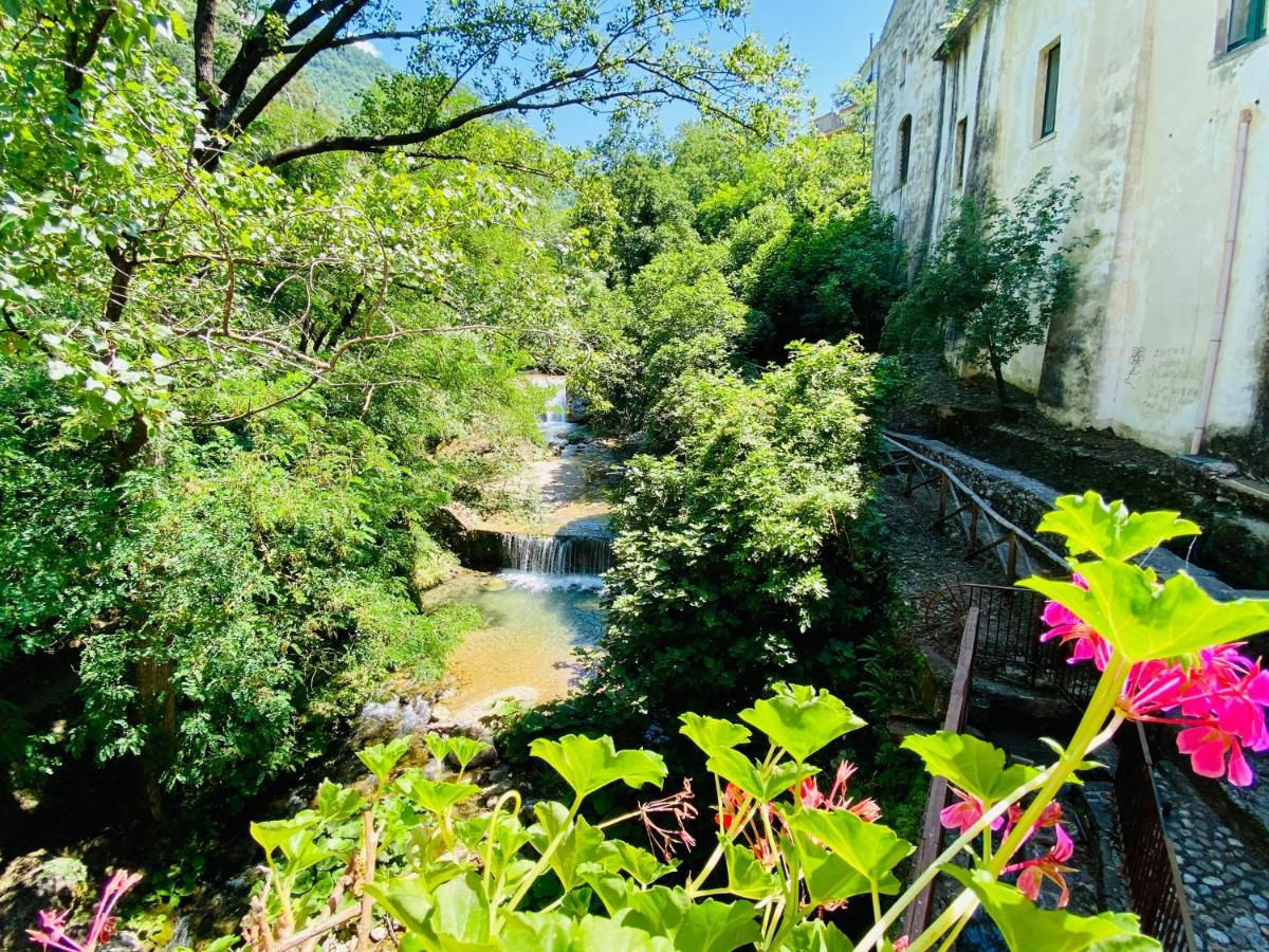 Campagna Waterfalls View Suites Εξωτερικό φωτογραφία